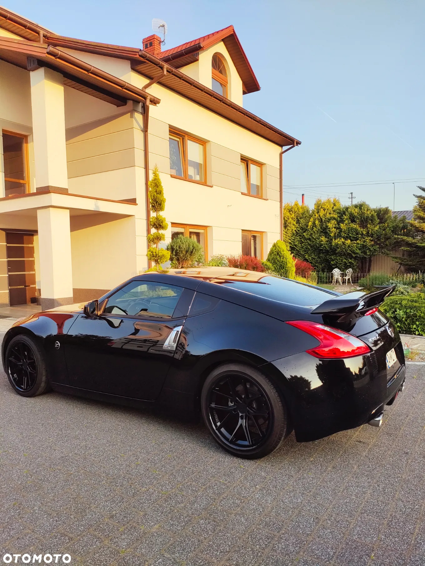 Nissan 370 Z - 7