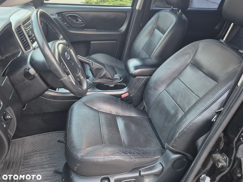 Ford Maverick 2.3 - 7