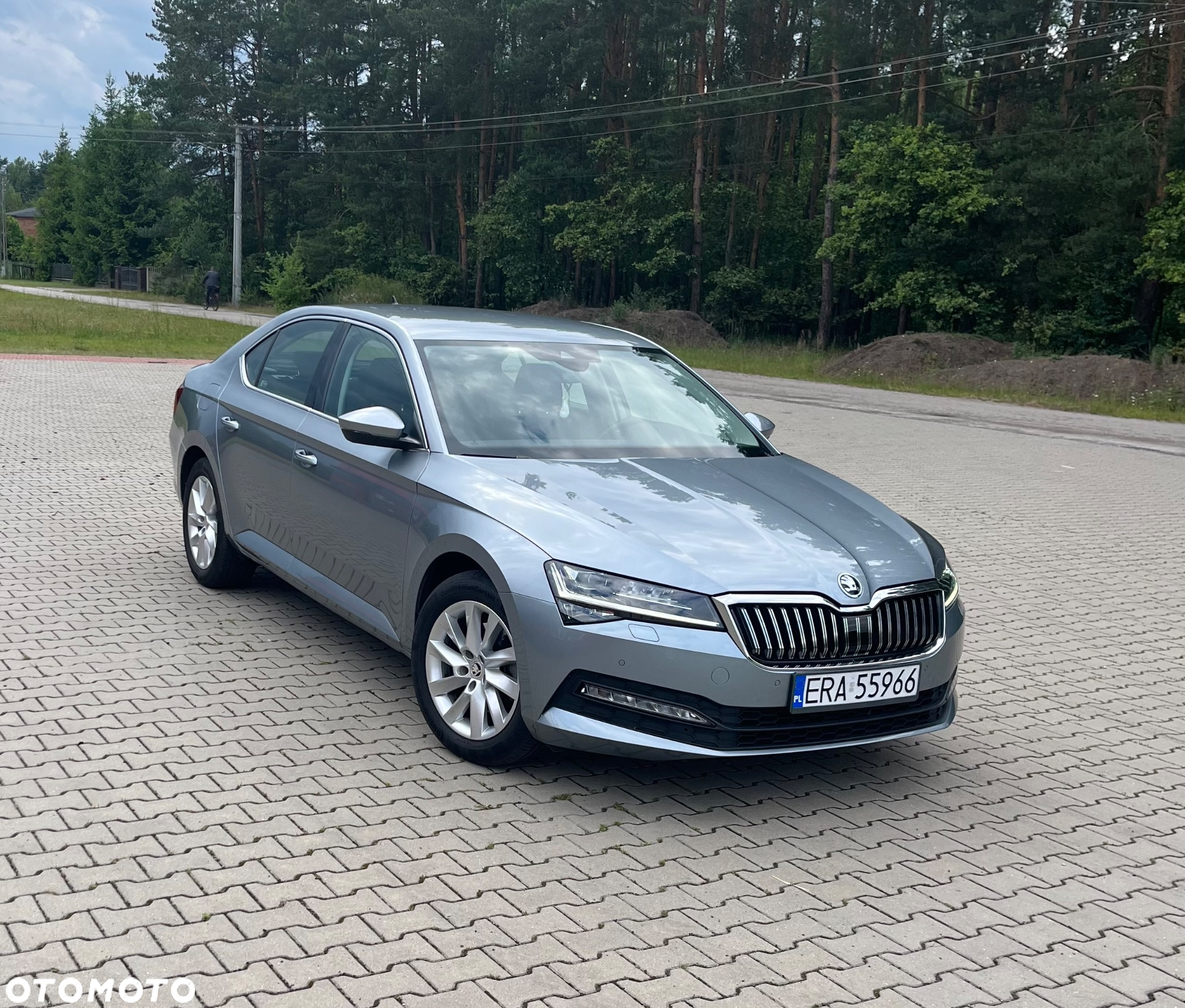 Skoda Superb 2.0 TSI Ambition DSG - 10