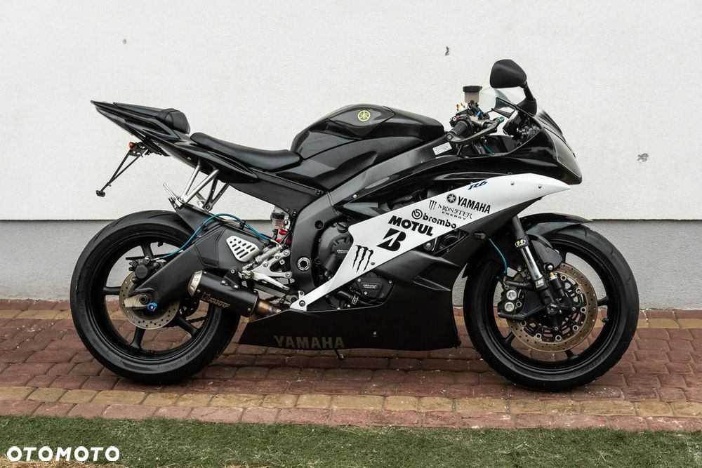 Yamaha R6 - 3