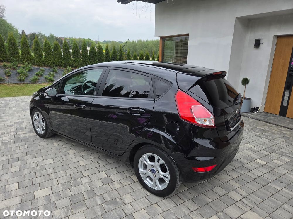 Ford Fiesta 1.25 Champions Edition - 14