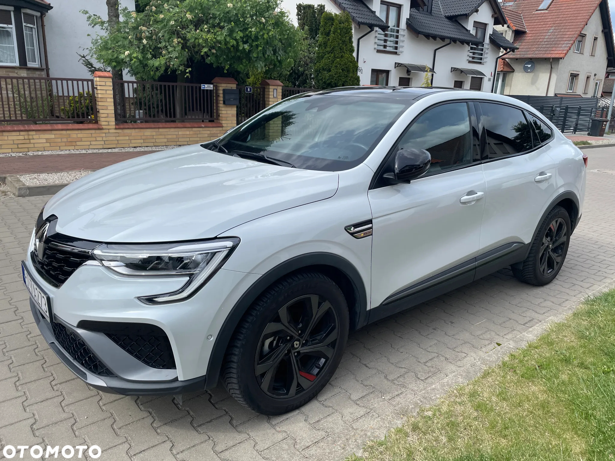 Renault Arkana E-TECH 145 R.S.LINE - 2