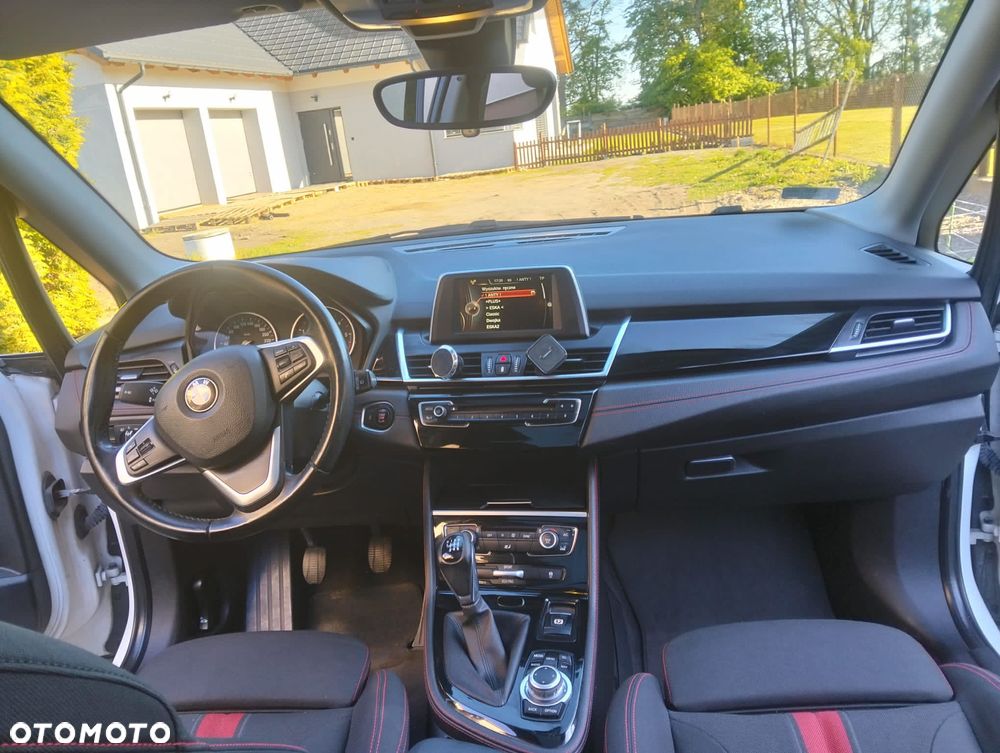 BMW Seria 2 218d xDrive Sport Line - 11