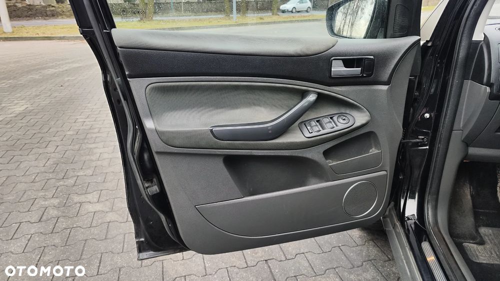 Ford Kuga 2.0 TDCi 4WD Titanium - 18