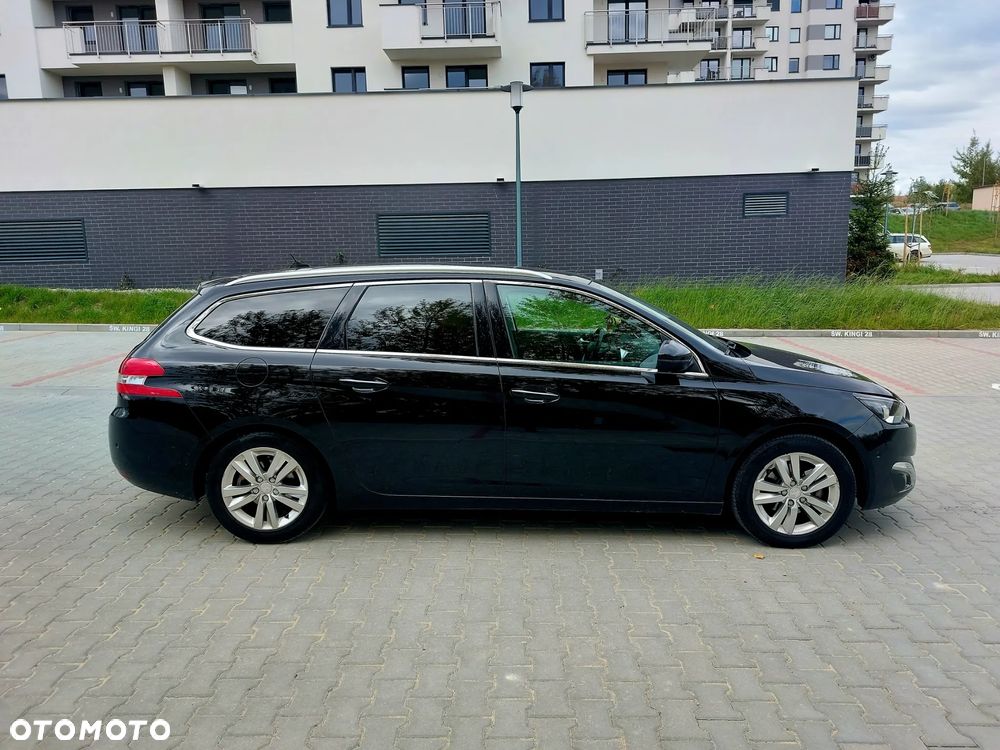 Peugeot 308 1.2 PureTech Allure S&S - 8
