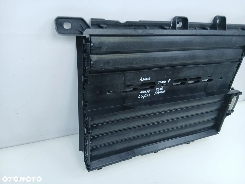 Roleta żaluzja Alfa Romeo Junior Jeep Avenger Fiat 600 2023- - 2