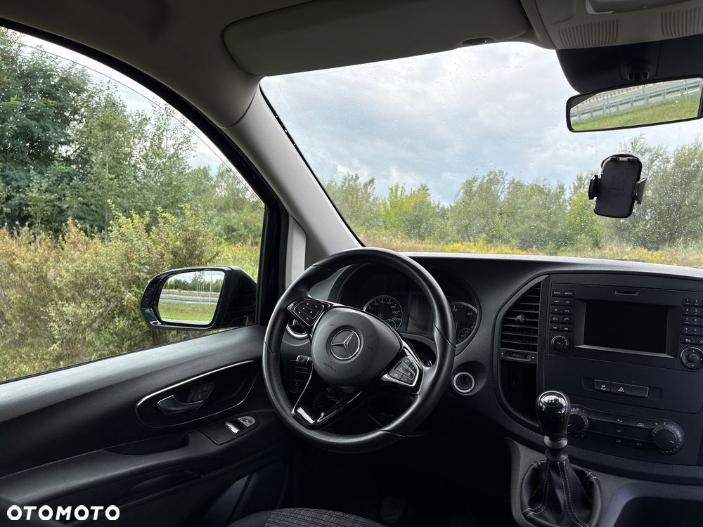 Mercedes-Benz Vito - 24