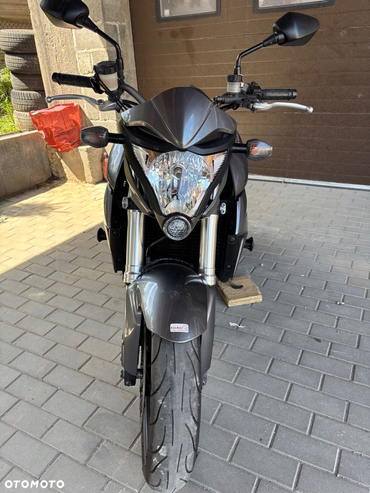 Honda CB - 11