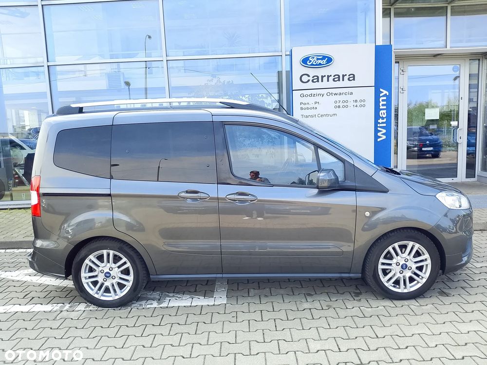 Ford Tourneo Courier 1.5 TDCi Titanium - 9