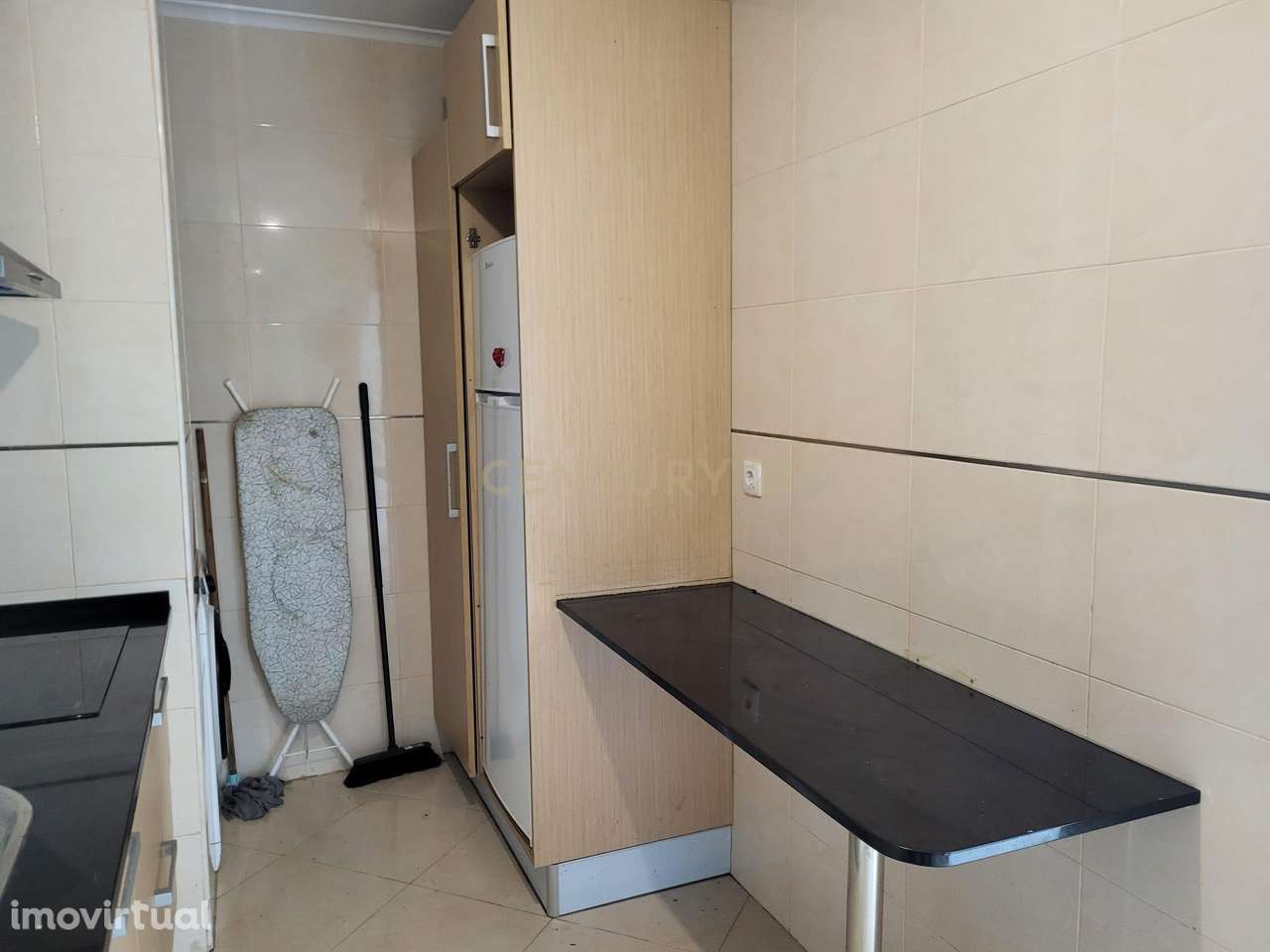 MASSAMÁ-VENDE-SE T2  (3 ASSOALHADAS) - Grande imagem: 5/19