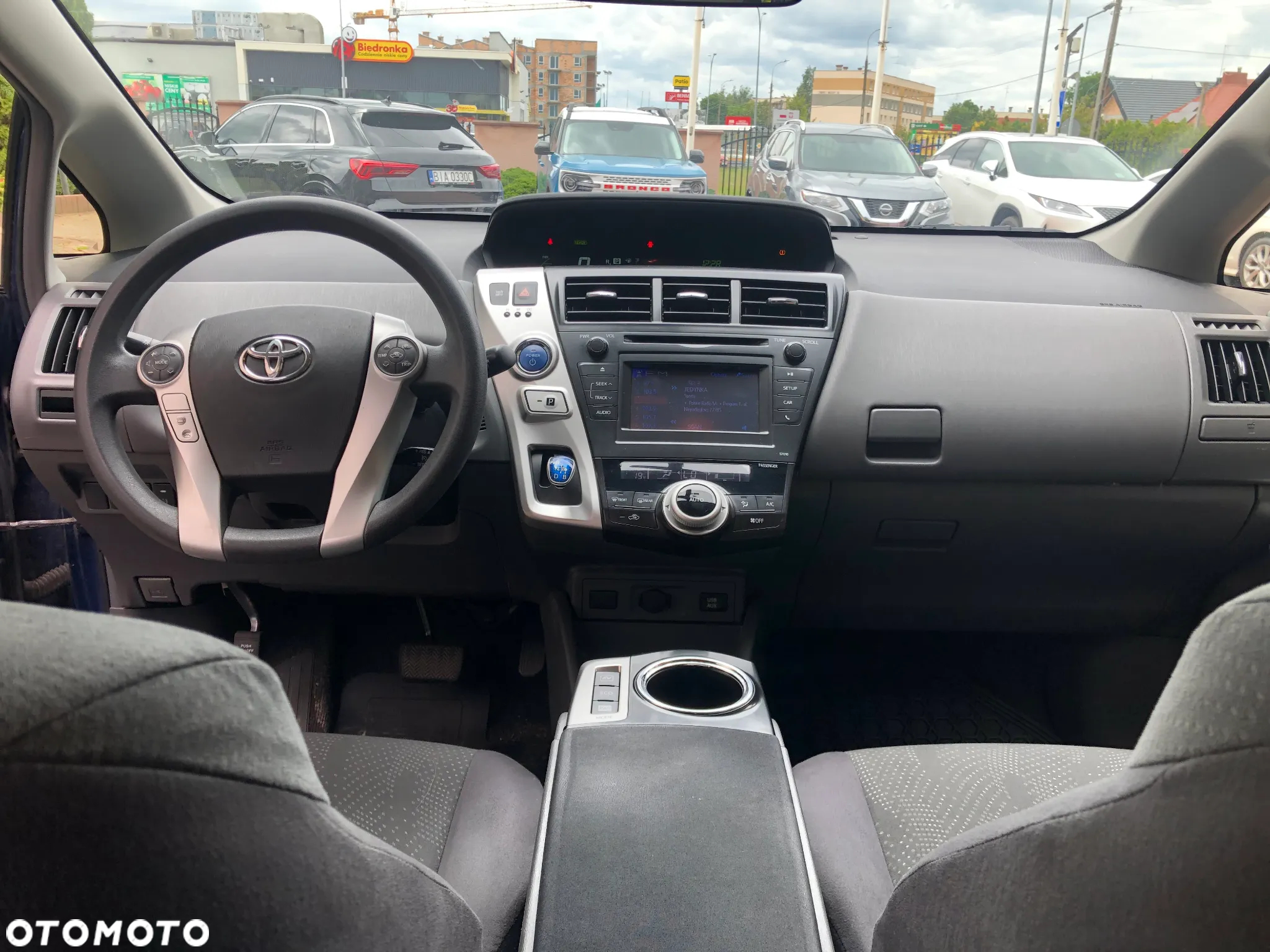 Toyota Prius+ (Hybrid) Comfort - 23