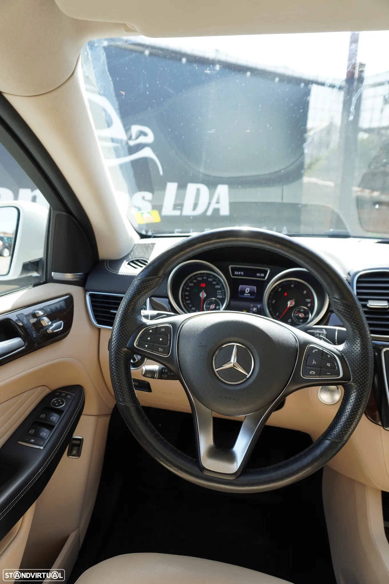 Mercedes-Benz GLE 350 d 4Matic 9G-TRONIC AMG Line - 14