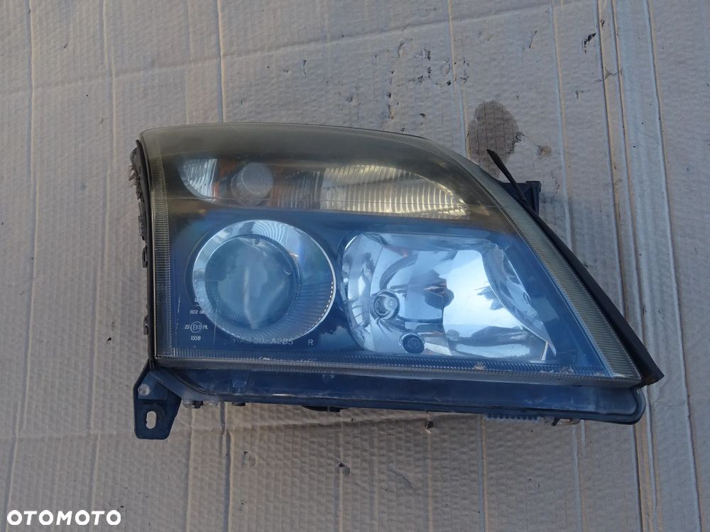 LAMPY REFLEKTORY PRZÓD SOCZEWKA H7 ORG. GM LAMPA PRAWA VECTRA C SIGNUM GTS - 3