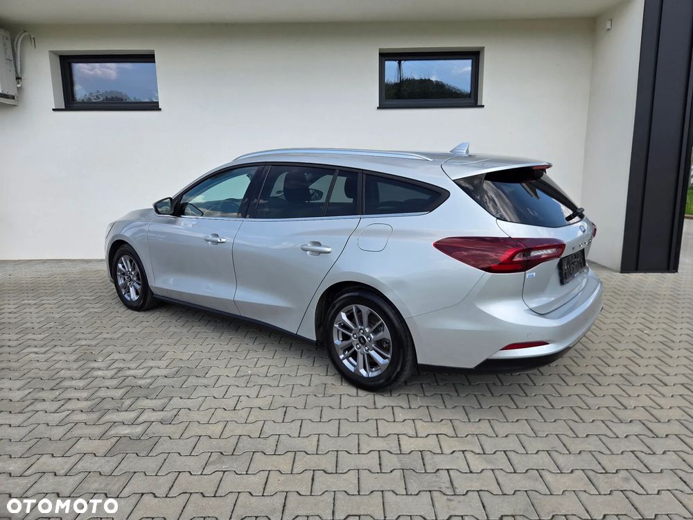 Ford Focus - 18