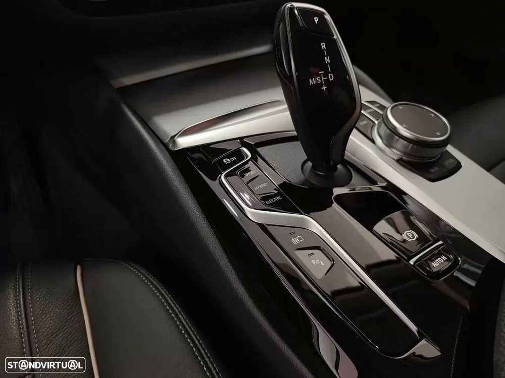 BMW 520 e Line Luxury - 49