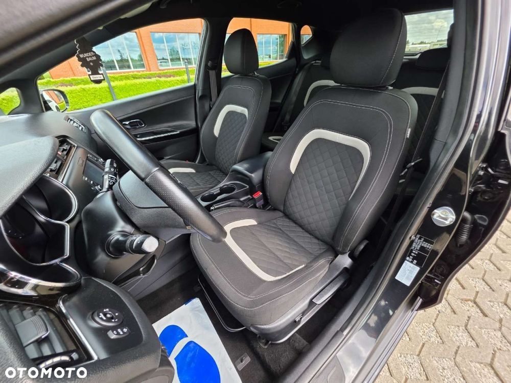 Kia Ceed - 19