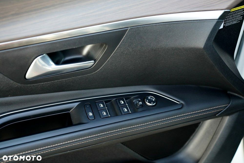 Peugeot 5008 - 15