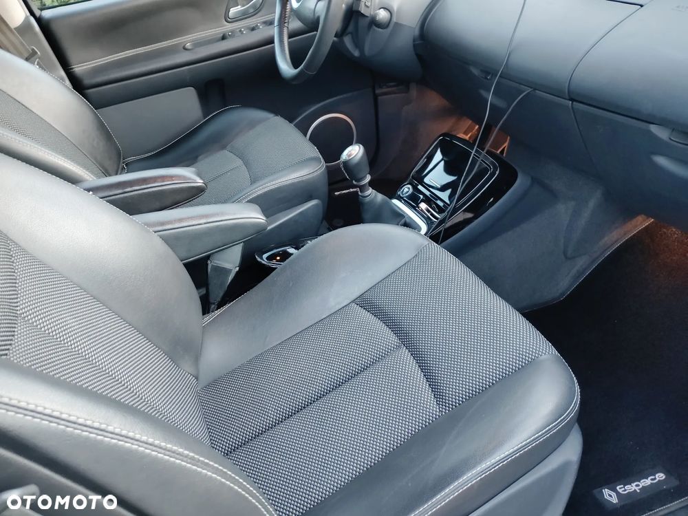 Renault Espace 2.0 dCi Voyage - 9