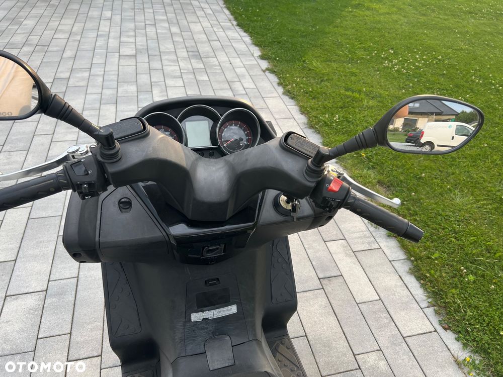 Kymco Downtown - 6