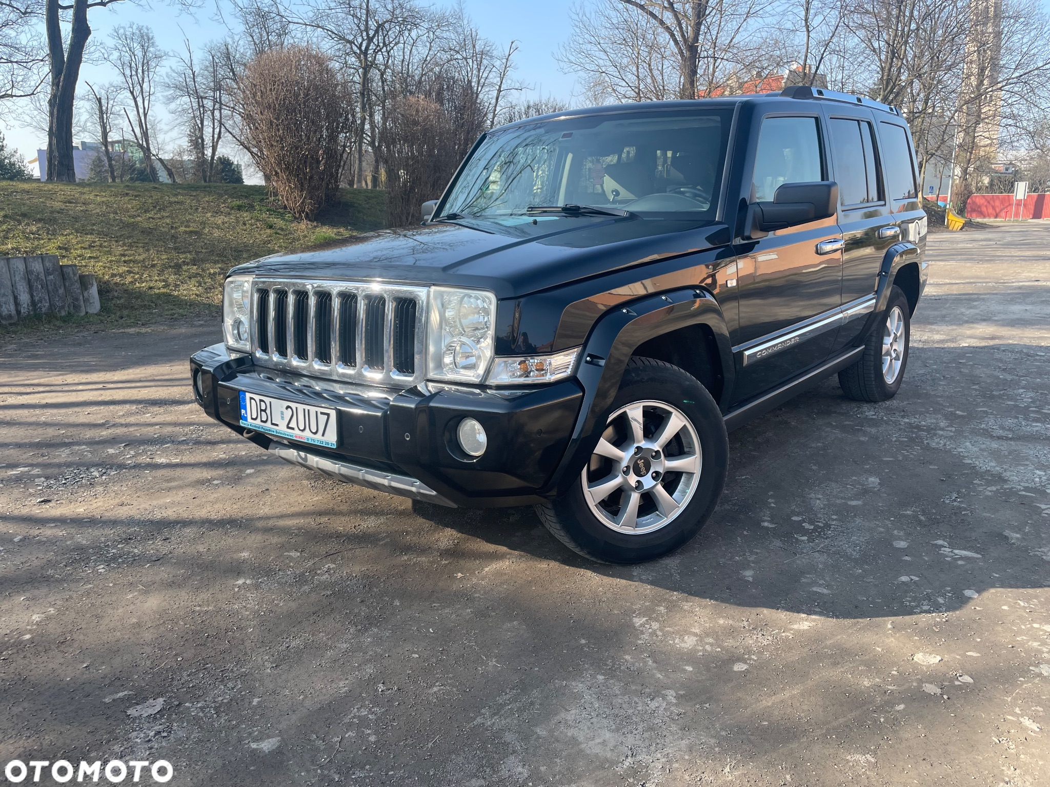 Jeep Commander - 8