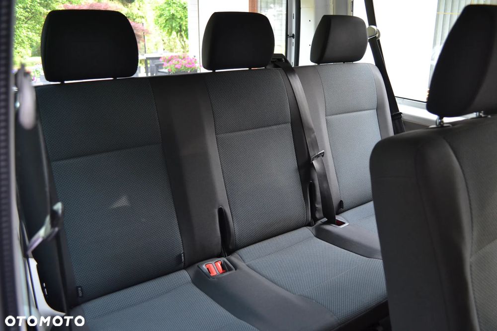 Volkswagen Transporter L2H1 - 14