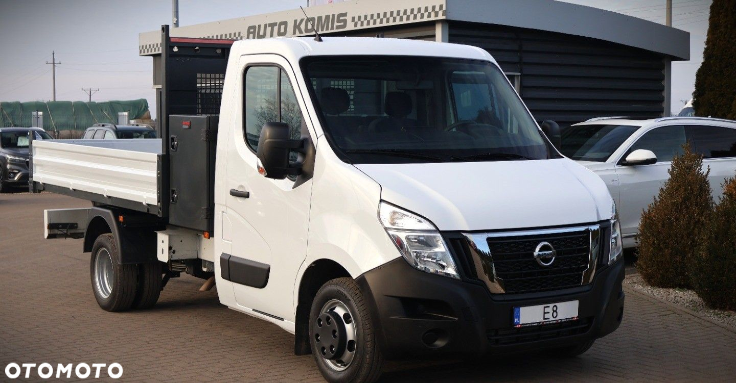 Nissan NV400 - 4