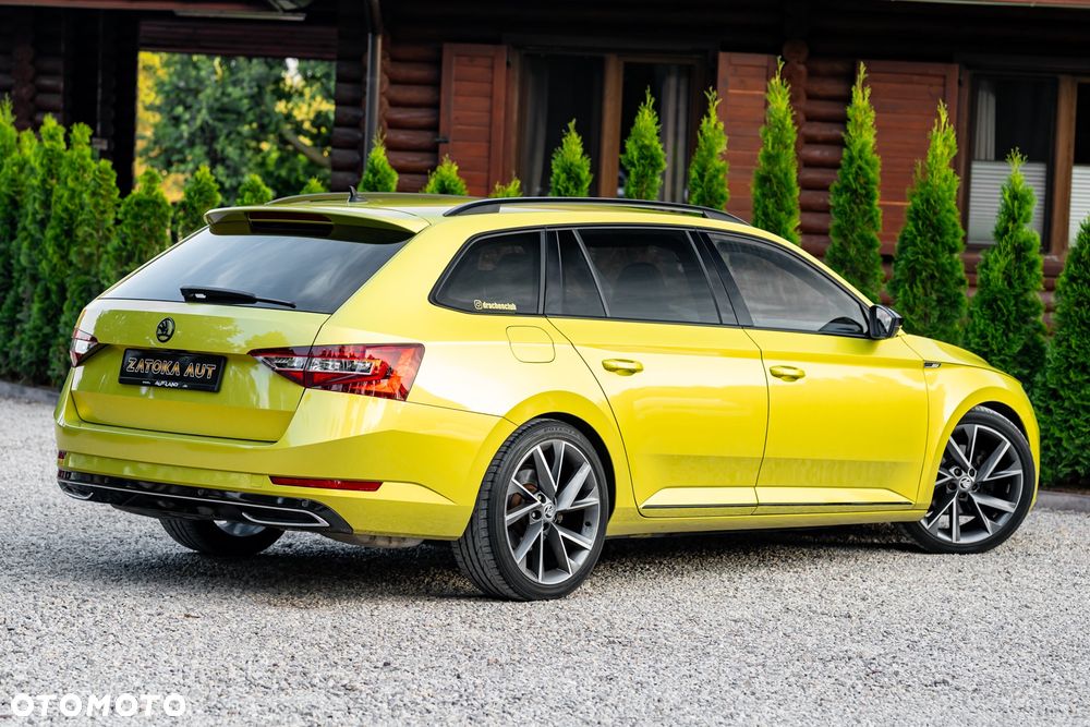 Skoda Superb 2.0 TSI DSG SportLine - 11