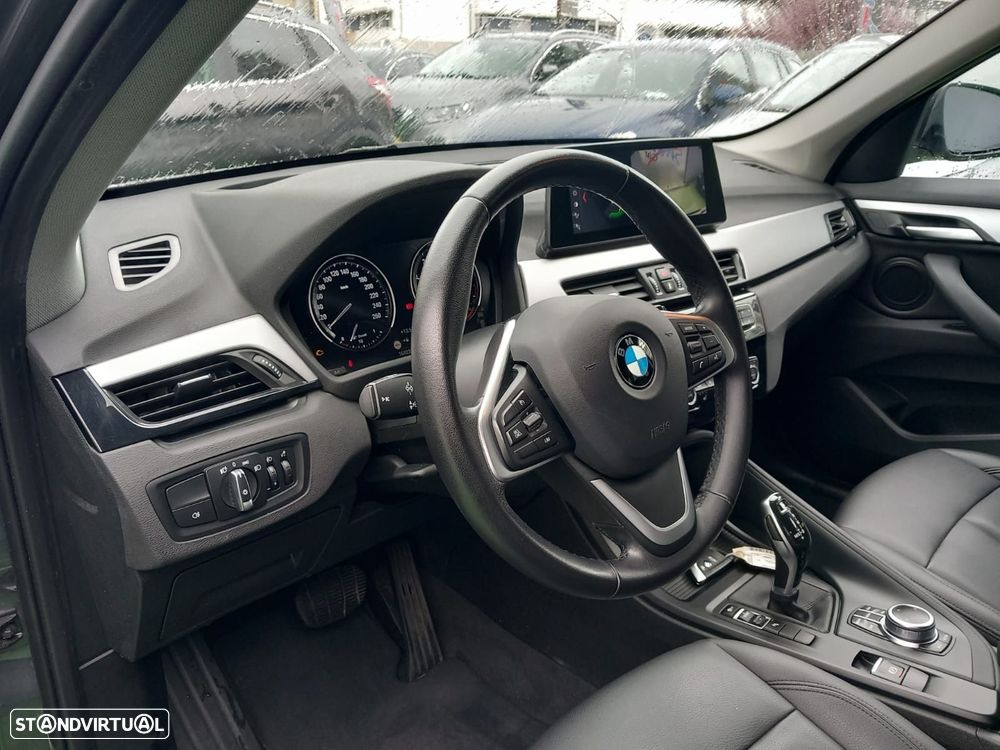 BMW X1 16 d sDrive Auto Line Sport - 8