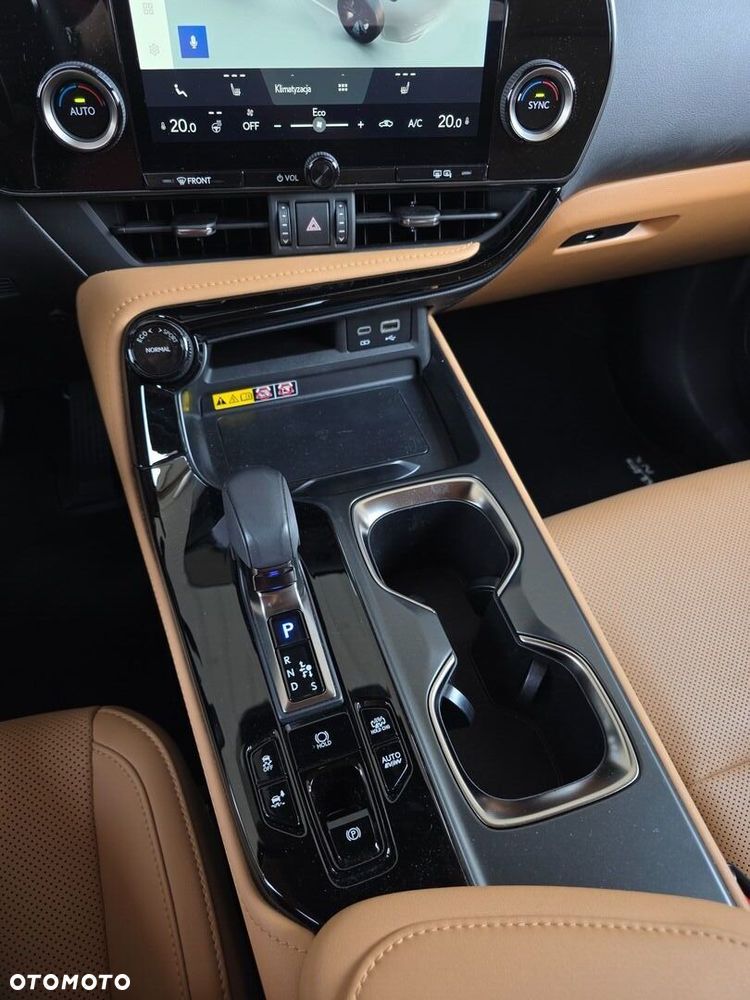 Lexus NX - 15