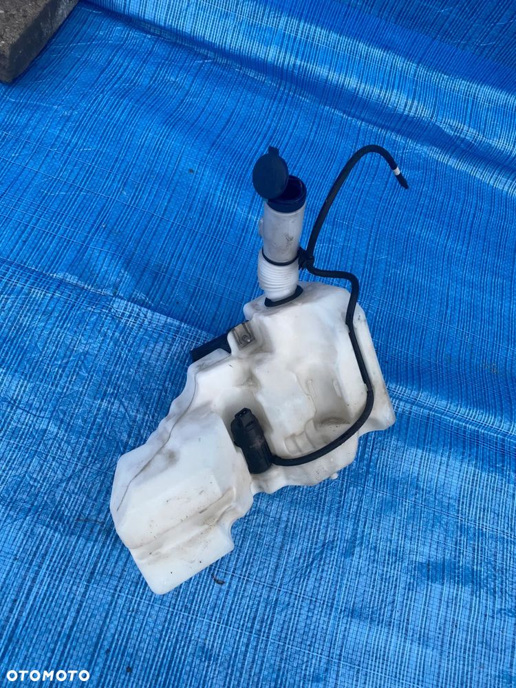 ZBIORNICZEK  ZBIORNIK PŁYNU SPRYSKIWACZY POMPKA  FIAT DUCATO 1374394080 - 1