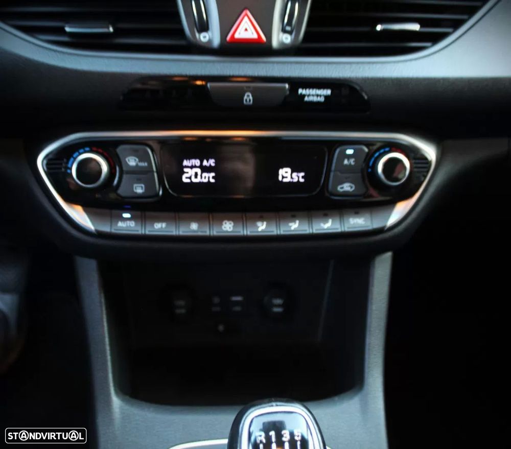 Hyundai i30 Fastback 1.0 T-GDI Style - 20