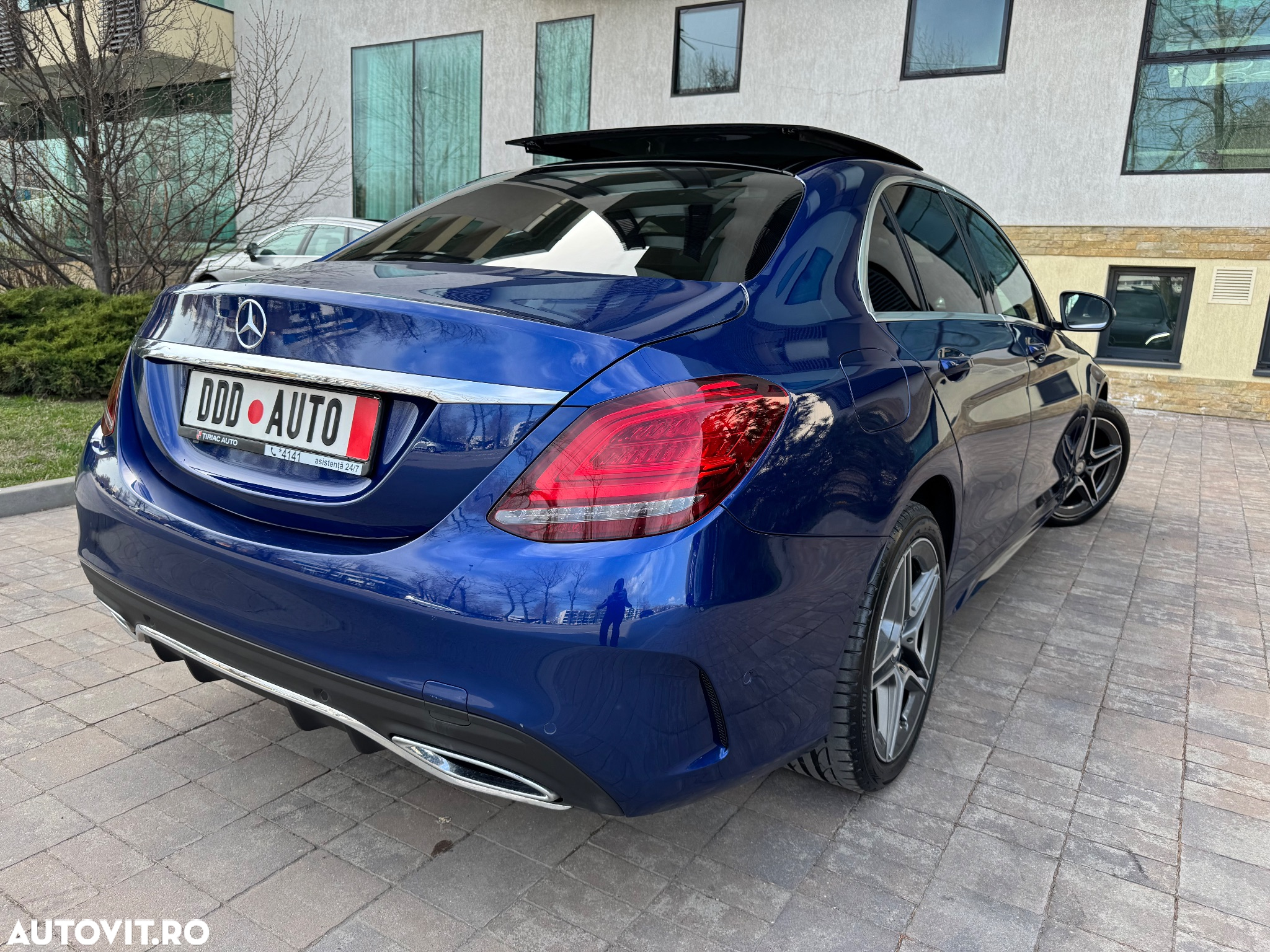 Mercedes-Benz C 220 d 4Matic T 9G-TRONIC - 18