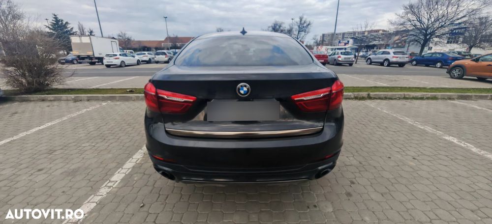BMW X6 xDrive30d - 14