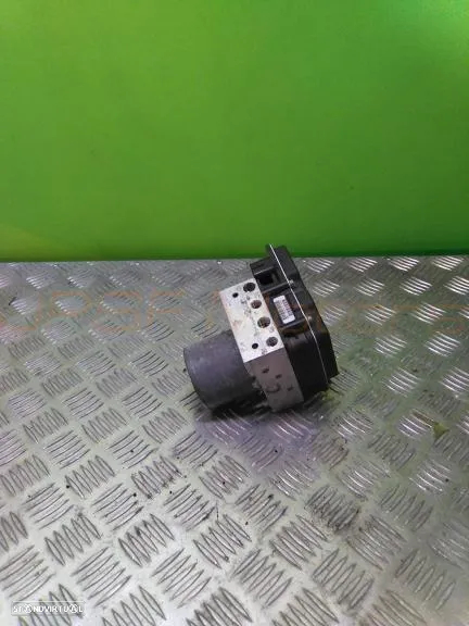 PEÇAS AUTO USADAS para Citroen C4 Picasso 1.6Hdi 2009 Monta Motor 9HZ - 34