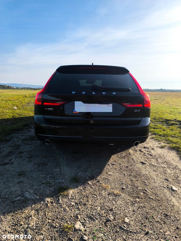 Volvo V90 - 23