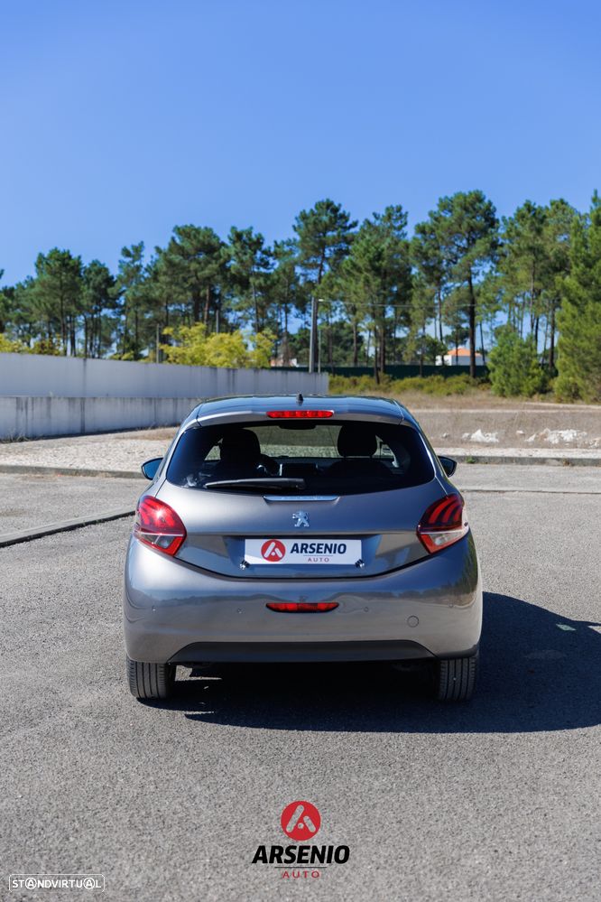 Peugeot 208 1.5 BlueHDi Signature - 9