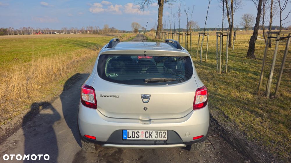Dacia Sandero Stepway TCe 90 (S&S) Celebration - 12