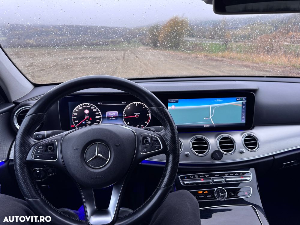 Mercedes-Benz E 220 d Aut. - 17