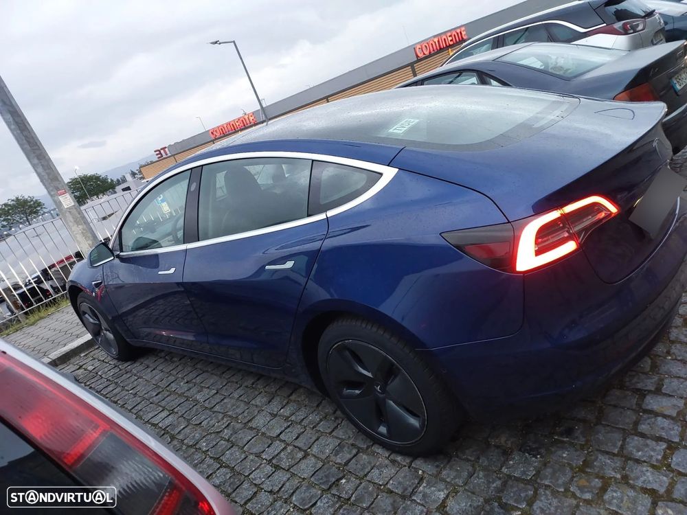 Tesla Model 3 Standard Range Plus RWD - 3