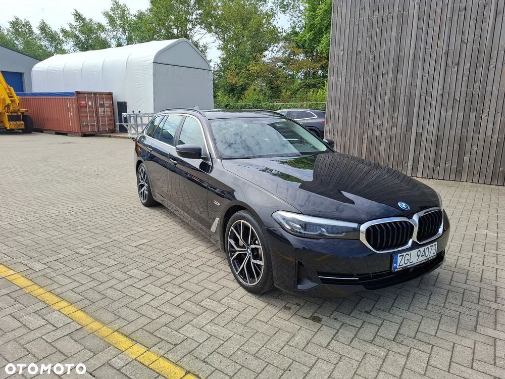 BMW Seria 5 530e Luxury Line sport - 3
