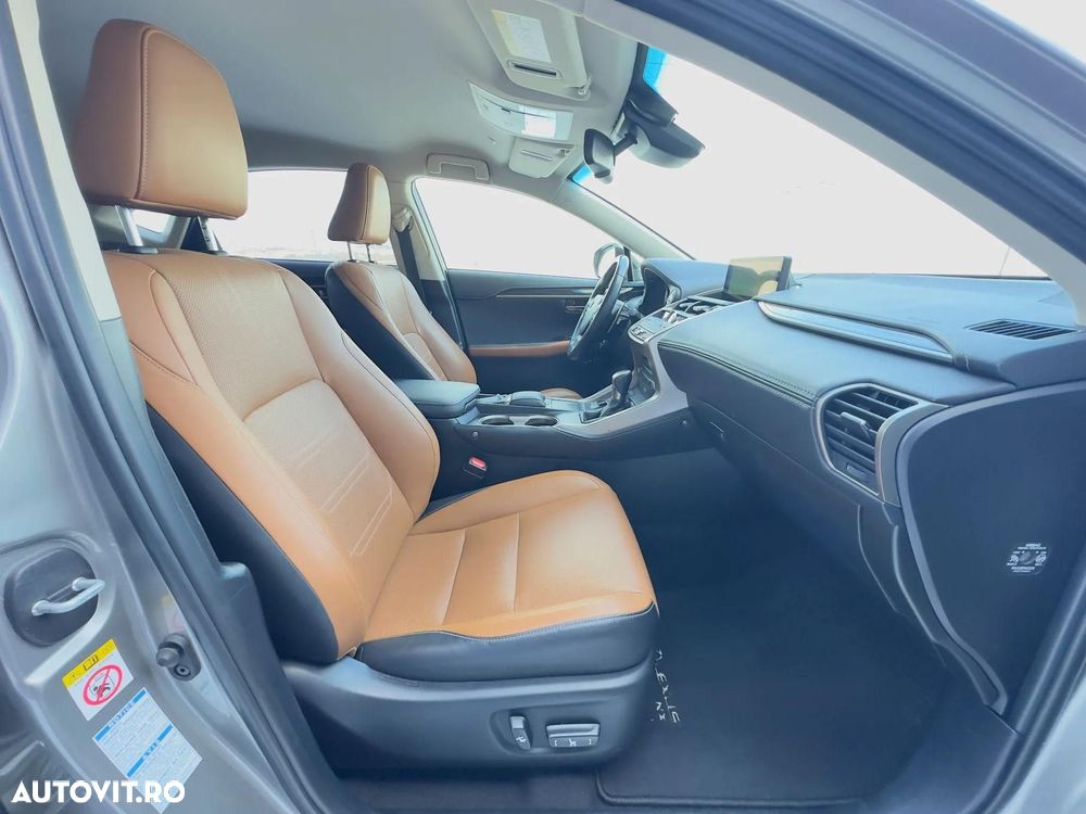 Lexus Seria NX 300h E-FOUR Luxury Line - 23