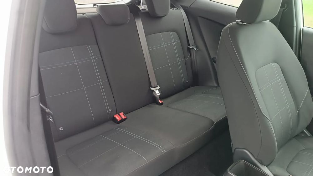 Ford Fiesta - 11