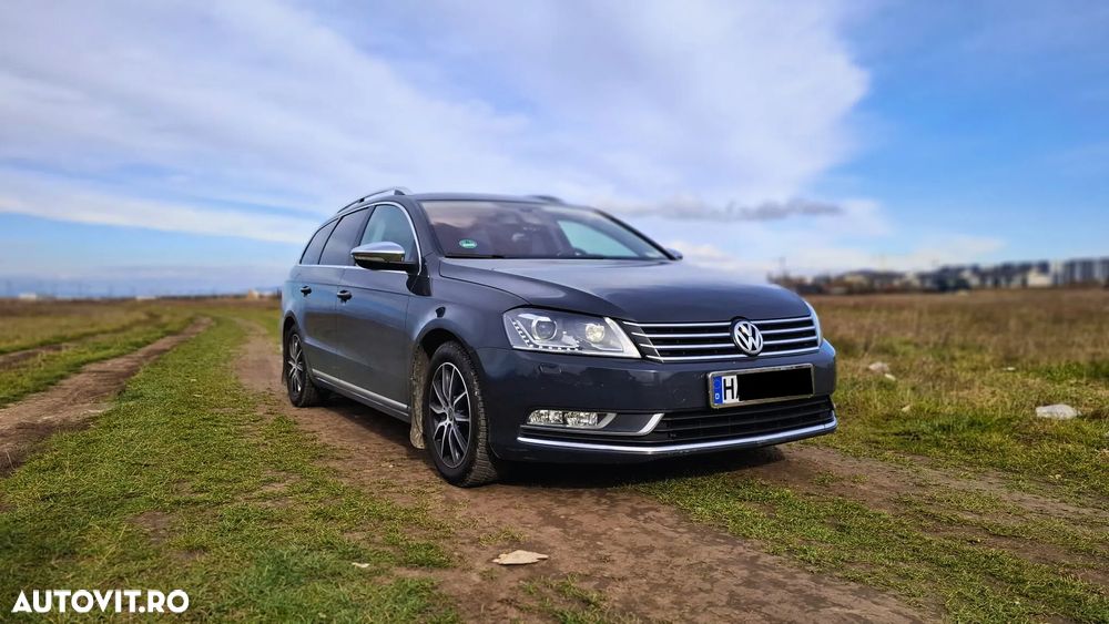 VOLKSWAGEN Passat 2012