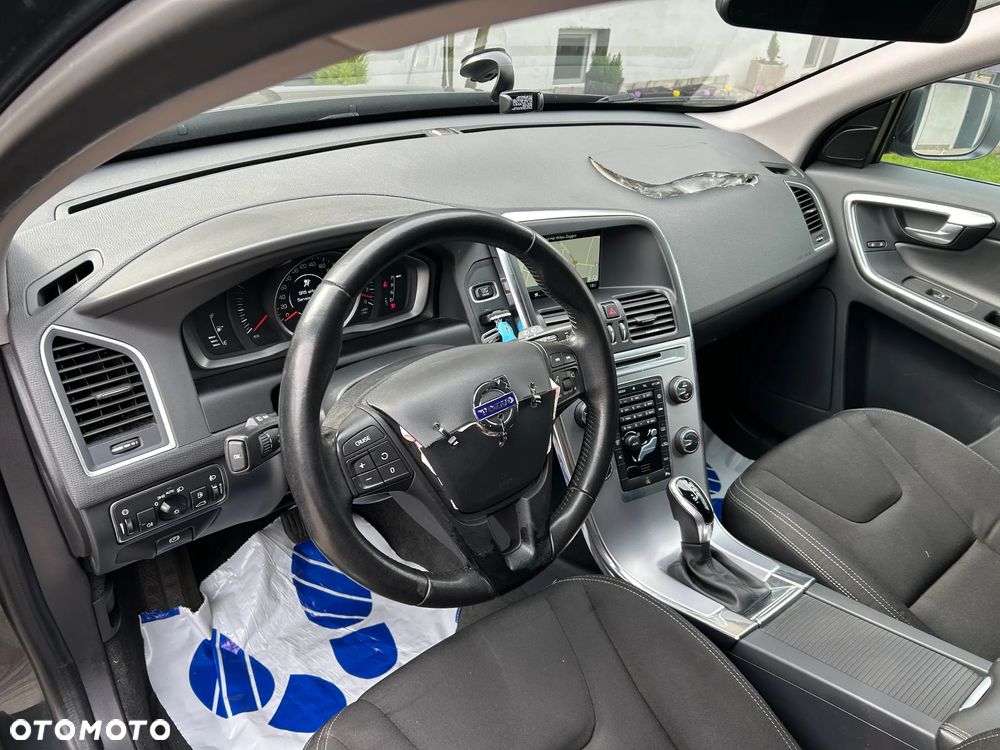 Volvo XC 60 - 16
