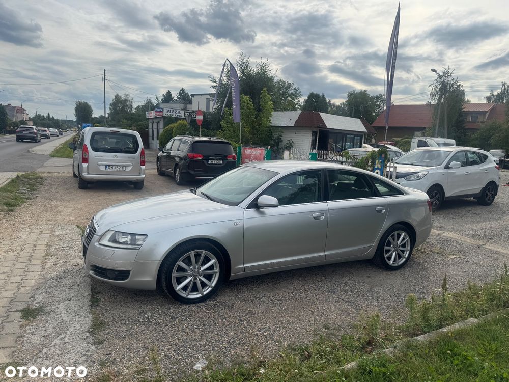 Audi A6 Limousine 2.4 - 7