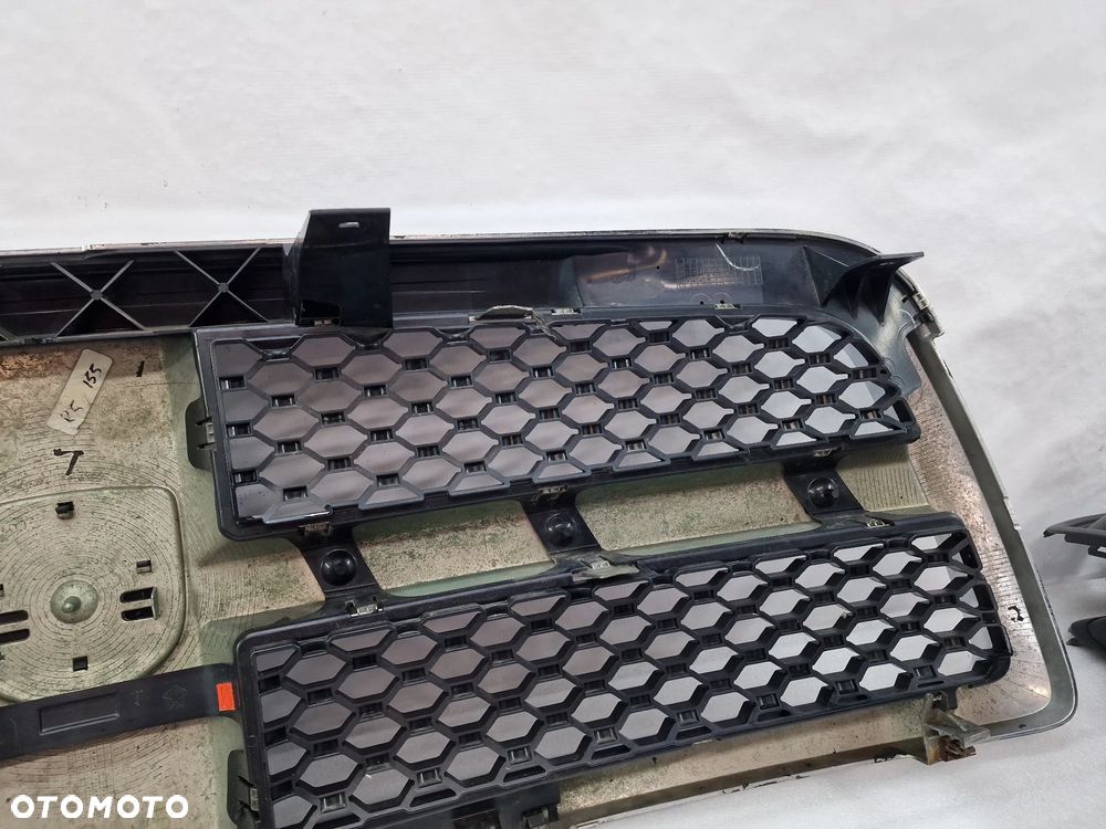 DODGE RAM 08- CHROMOWANA ATRAPA / GRILL PRZEDNI PRZÓD , ŁADNY , NR 1KX58TRMAB / 55277441AB , NR AUKCJI GL697 - 26