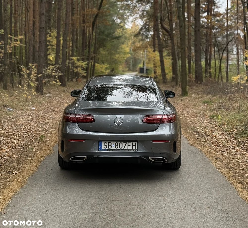 Mercedes-Benz Klasa E 200 4-Matic AMG - 12