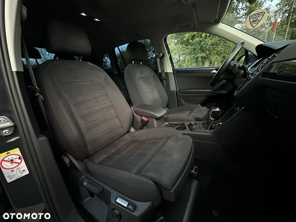 Volkswagen Tiguan - 10