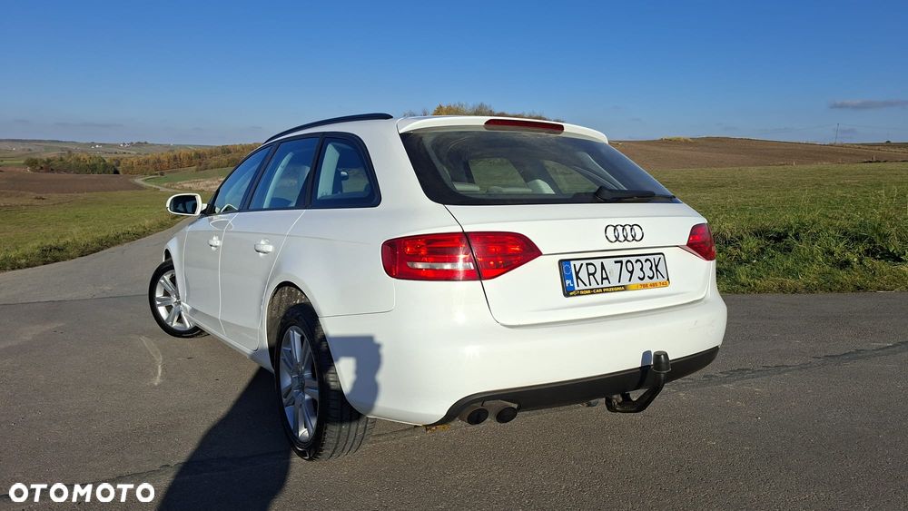 Audi A4 Avant 2.0 TDI DPF Attraction - 4