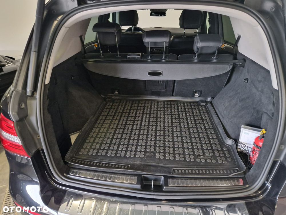 Mercedes-Benz ML 350 BlueTEC 4-Matic - 16